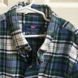 Vineyard Vines like new long sleeve flannel boys dress shirt